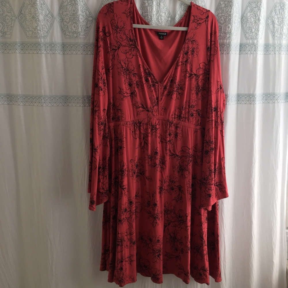Fit & flare floral Torrid dress with bell sleeves